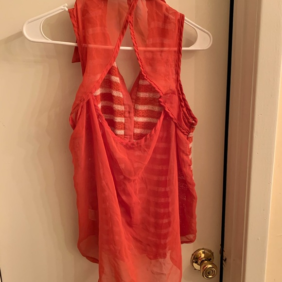 Ladies top - Picture 2 of 2